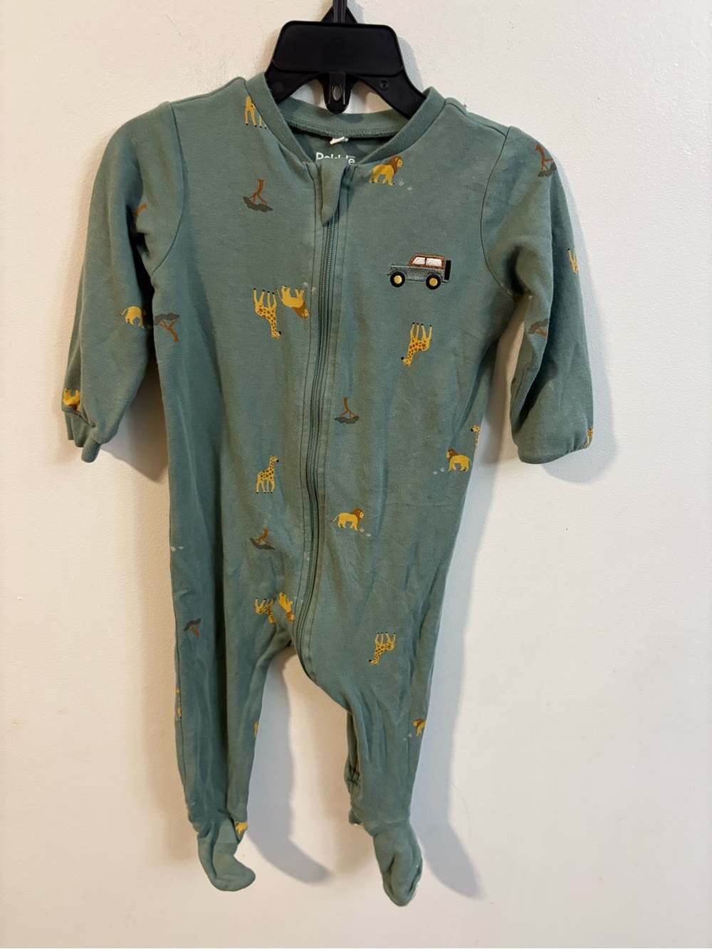 4/30$ Pekkle Green Safari Print Zip-Front Pajamas 12 months
